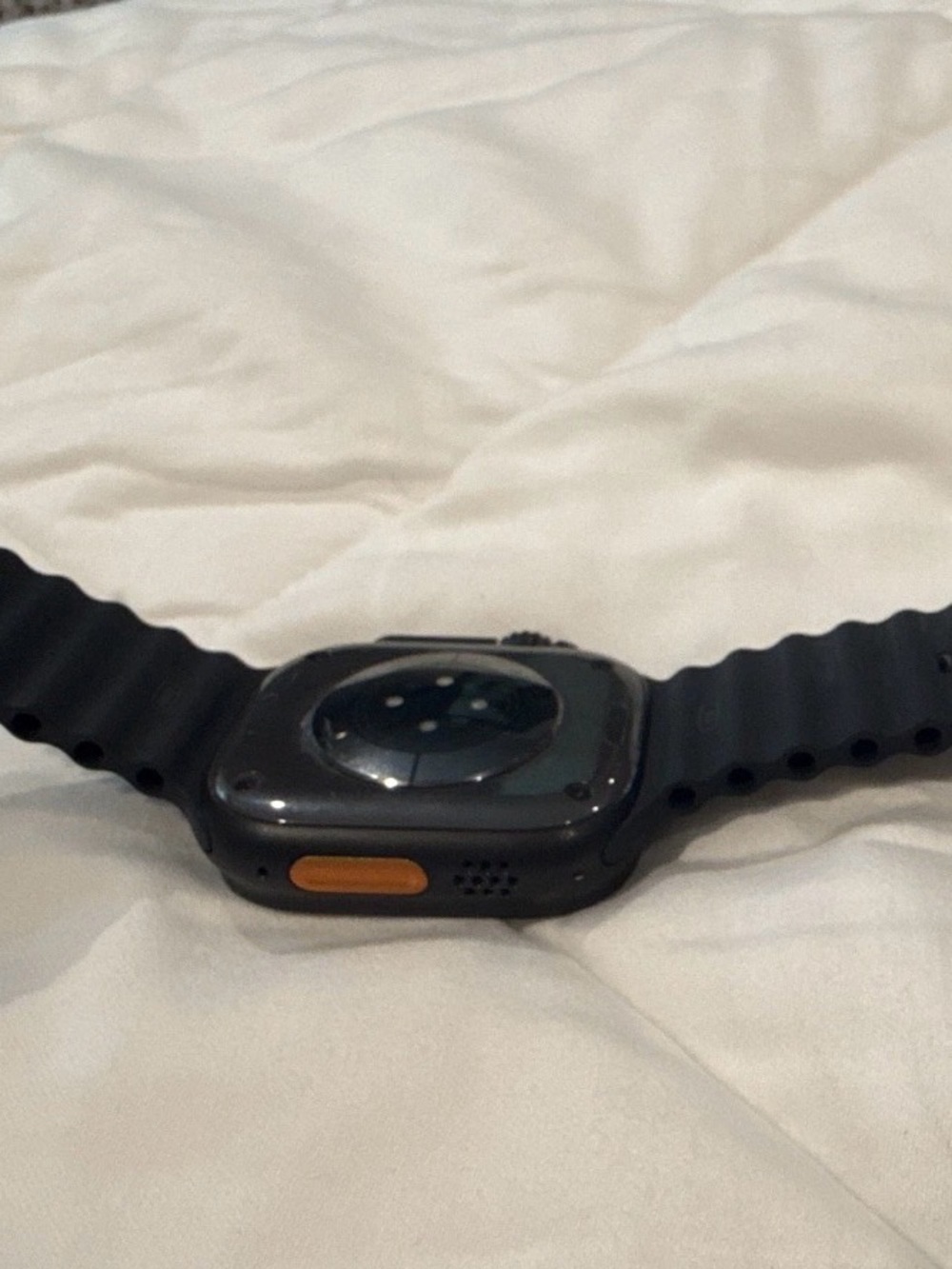 Apple Watch Ultra 2 GPS+ Cellular 49mm Black Titanium Case with Black Ocean band
